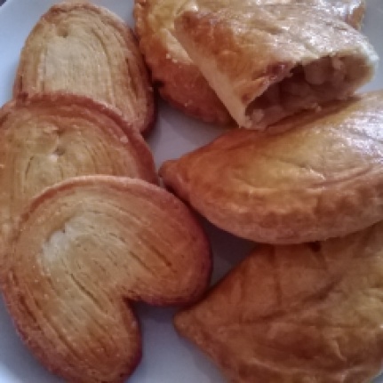 Palmiers and Chaussons aux pommes
