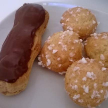 Éclairs and chouquettes