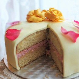 Lemon drizzle and rapsberry layer cake
