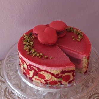 Ultra raspberry cloud mousse cake