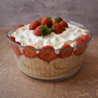 Lime-oncello strawberry trifle